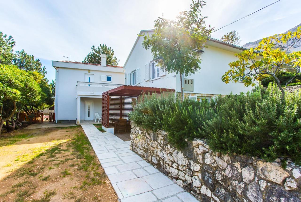 Happy Apartments Baska Esterno foto
