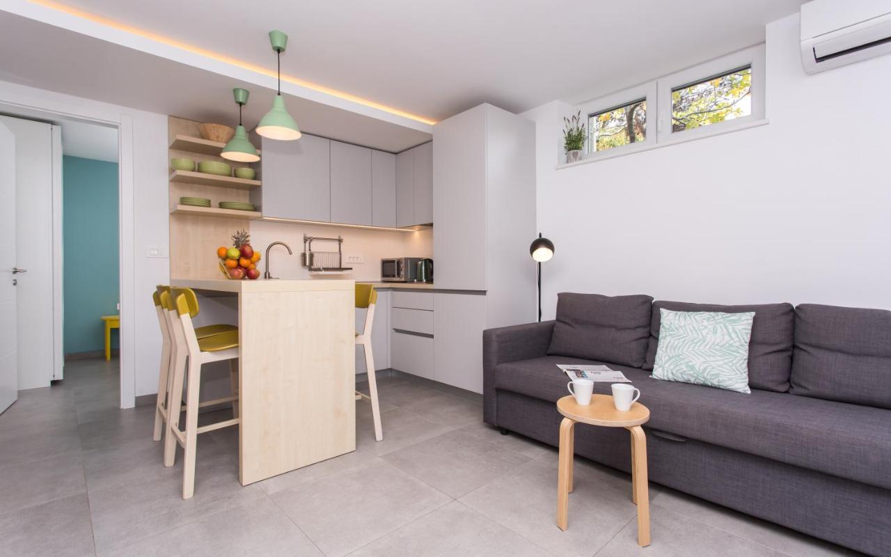 Happy Apartments Baska Esterno foto